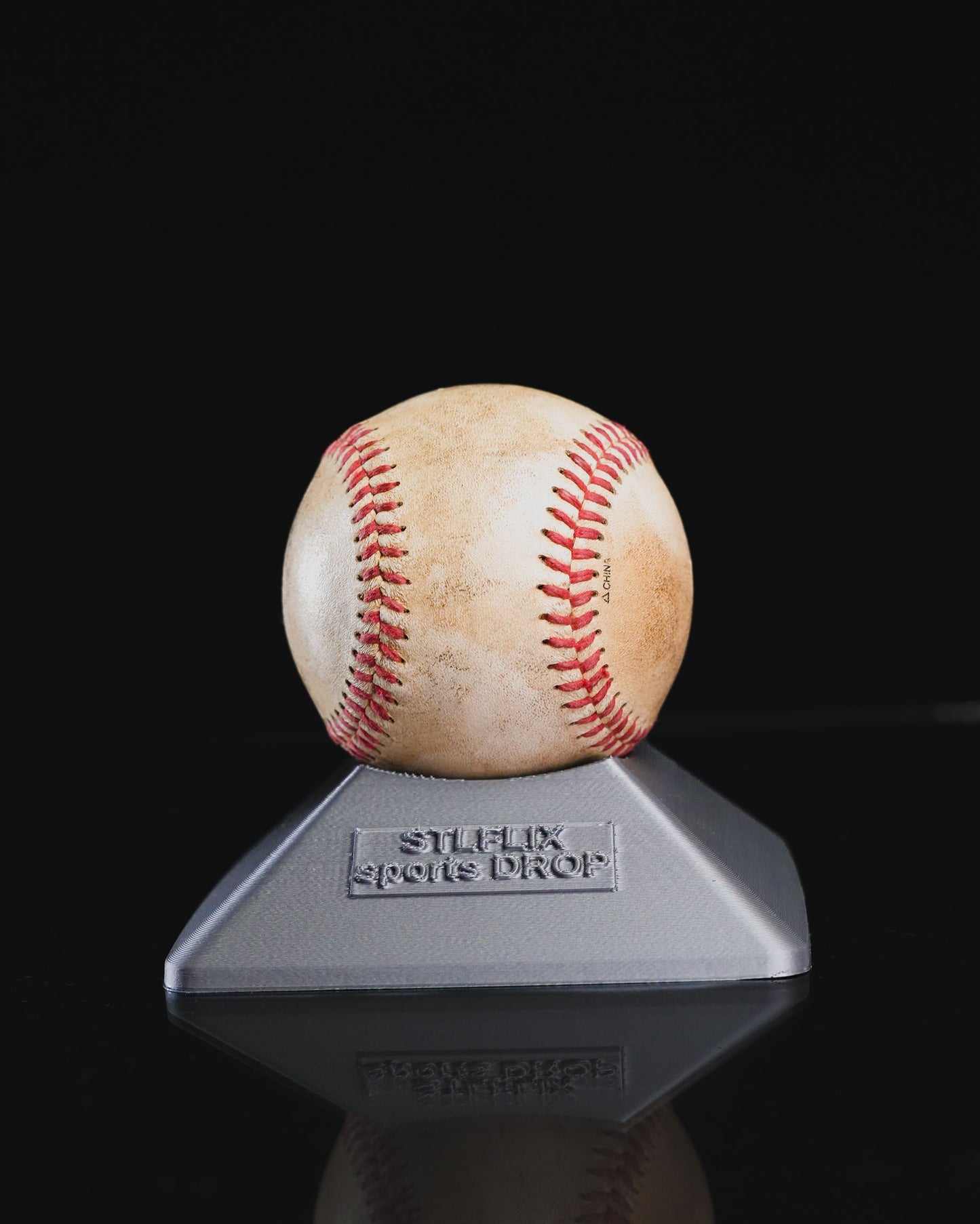 Customizable Ball Stand